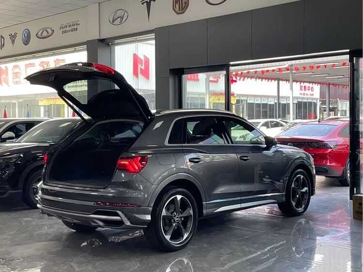 2023 Audi Q3