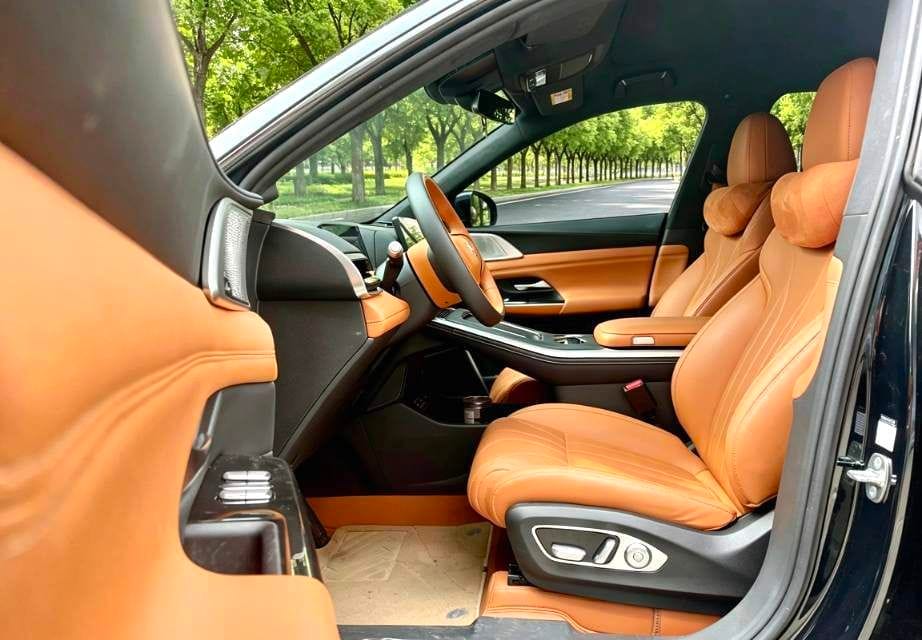 Xpeng G9