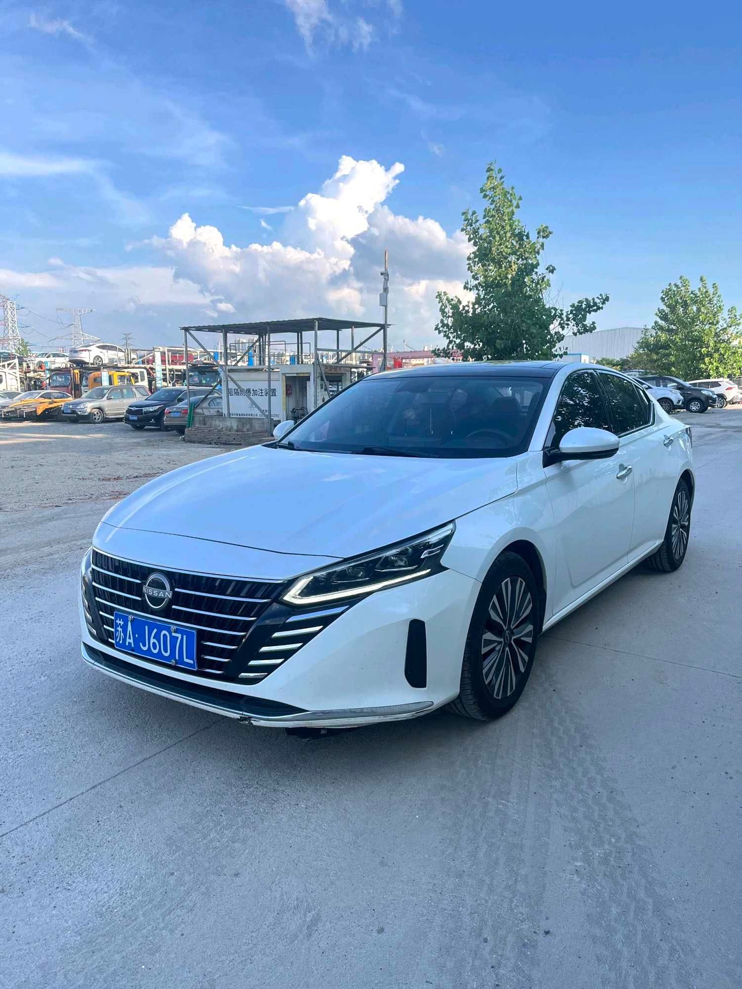 nissan altima