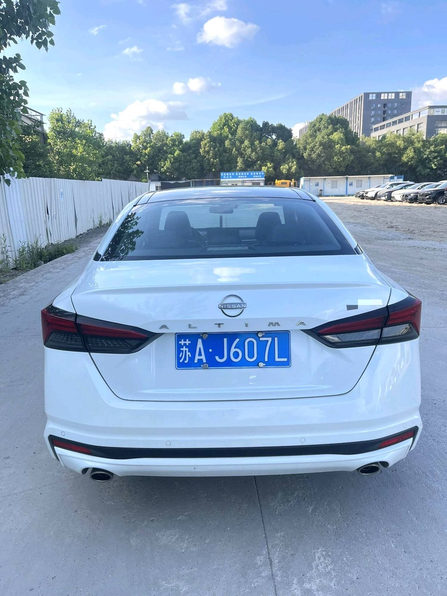 nissan altima