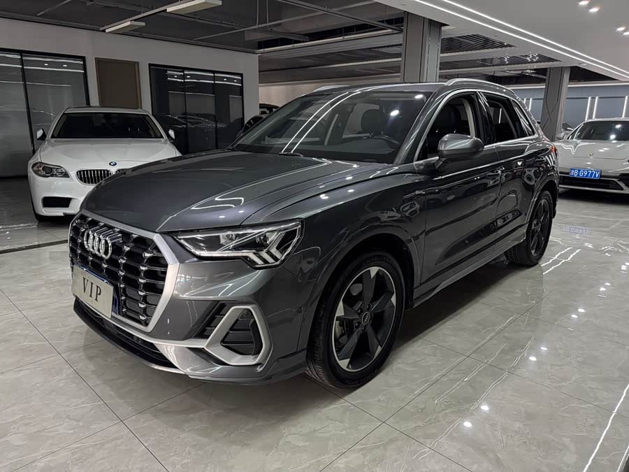 Audi Q3 2023 35 TFSI Fashion Dynamic (1.5T) — Used Car Export from China