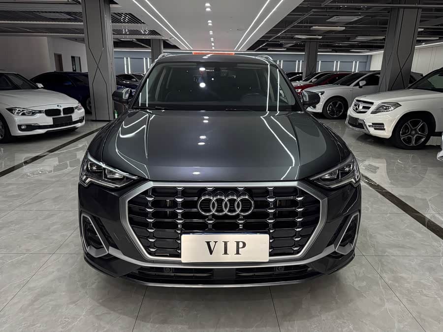 Audi Q3 2023 35 TFSI Fashion Dynamic (1.5T) — Used Car Export from China - Image 2