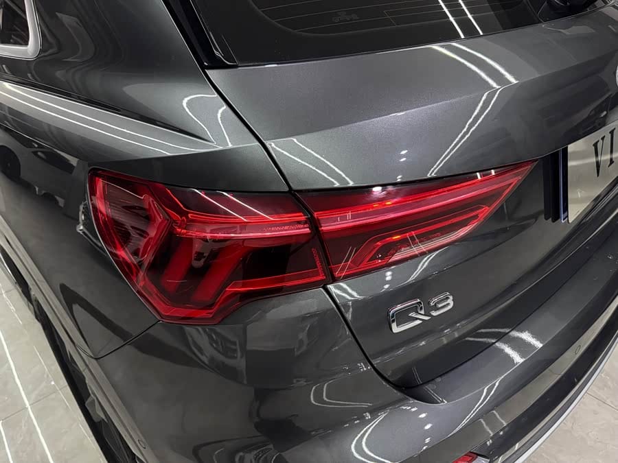 Audi Q3 2023 35 TFSI Fashion Dynamic (1.5T) — Used Car Export from China - Image 12