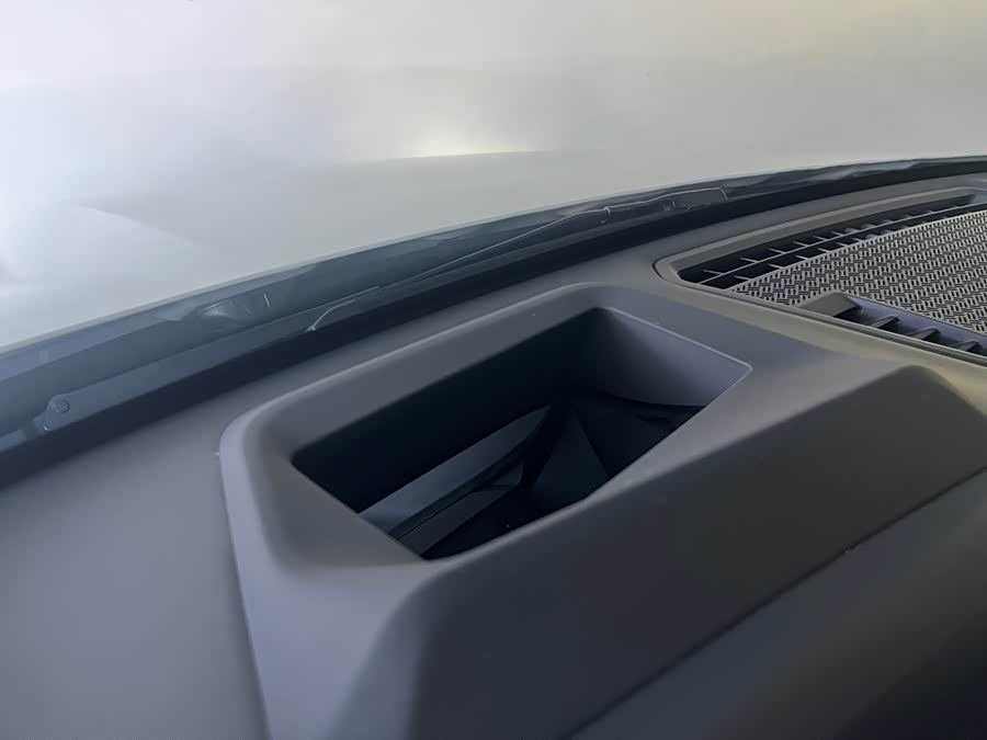 BMW iX1 2025 xDrive30L X Design Package - Photo 14